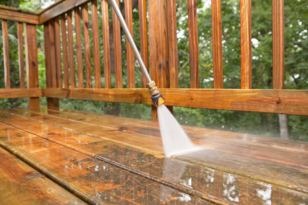 Best Pool Deck Cleaning  in Bridgehampton, NY